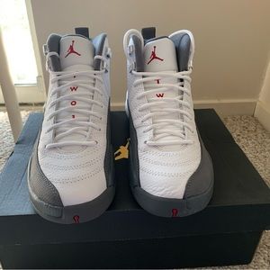 Air Jordan Retro 12